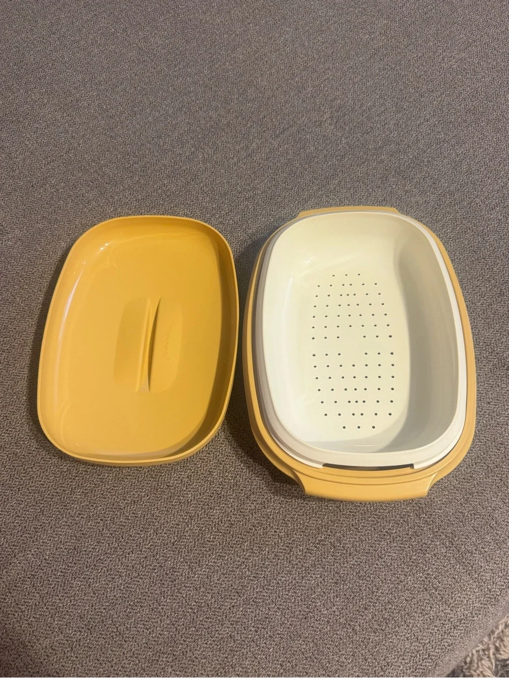 Tupperware Yellow Rectangular Steamer with Lid